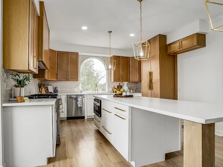 101 SW View High Dr — Photo 38