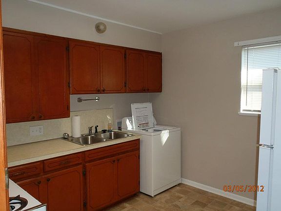 5th image of 816 East E Street