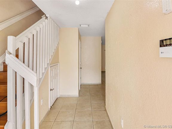 2nd image of 11486 NW 94th Pl #2