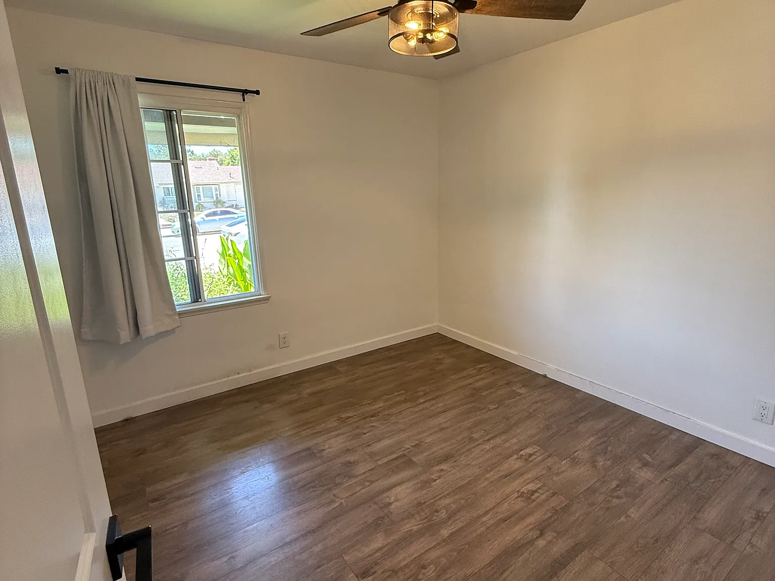 1 bed, 130 sqft, $1,150 — Photo 2