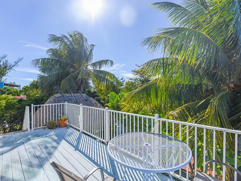 Balcony with outdoor dining for 2