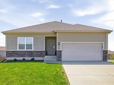 26191 W 141st Ter, Olathe, KS, 66061