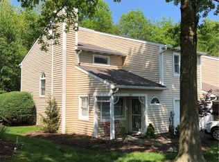 212 Carpenter Ln, Pittsburgh, PA 15212