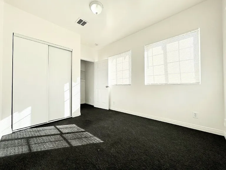 8251 S San Pedro St #4 — Photo 13