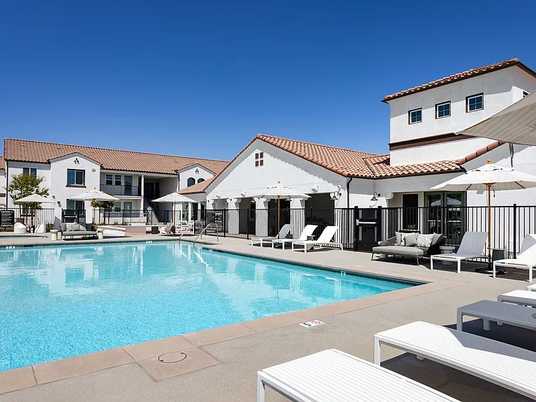 The Charlie Perris — Photo 30