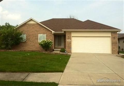 1st image of 49300 Stratford Dr