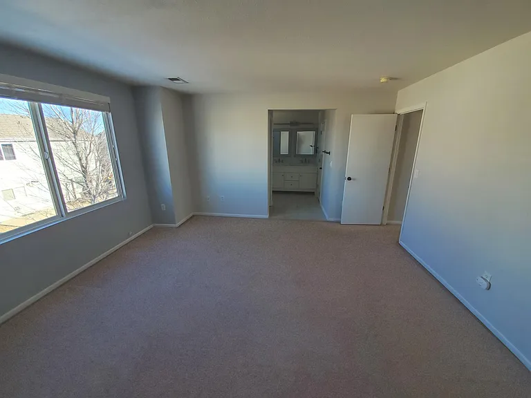 19443 E 59th Ave — Photo 24