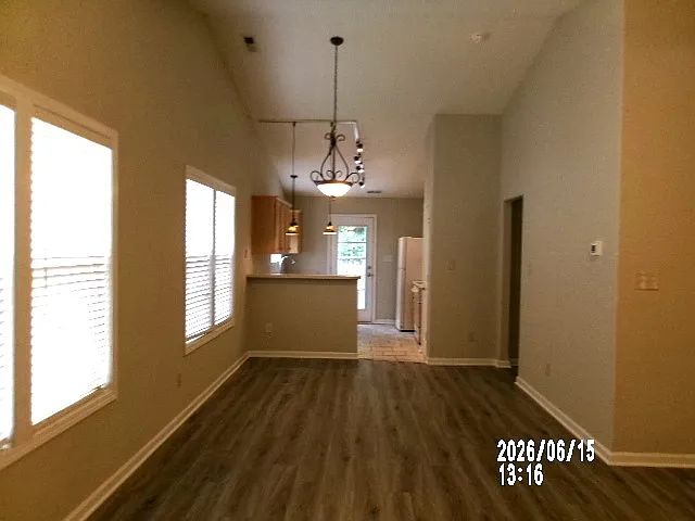 2011 Kansas City Dr — Photo 9
