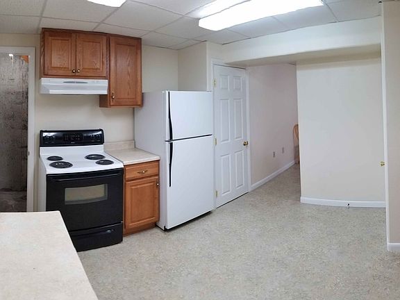 2nd image of 221-223 E Sunset Dr #223-B