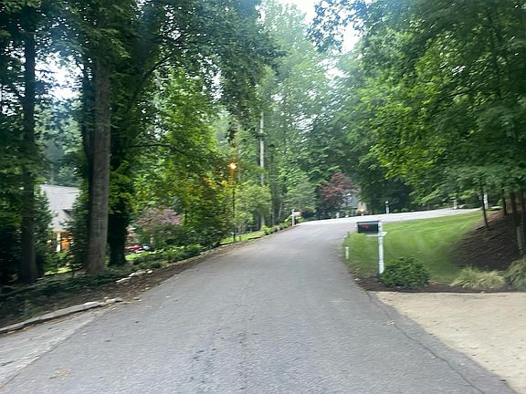 4th image of 4853 Winterwood Dr