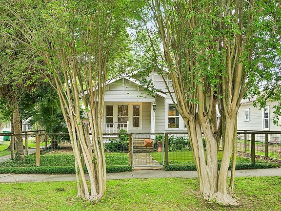 4th image of 1201 Tulane St