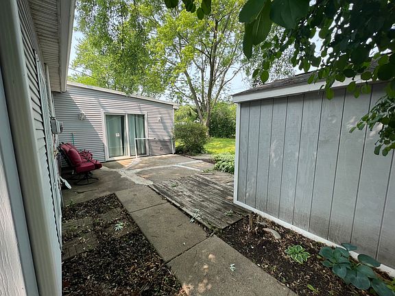 3rd image of 2451 Talandis Dr