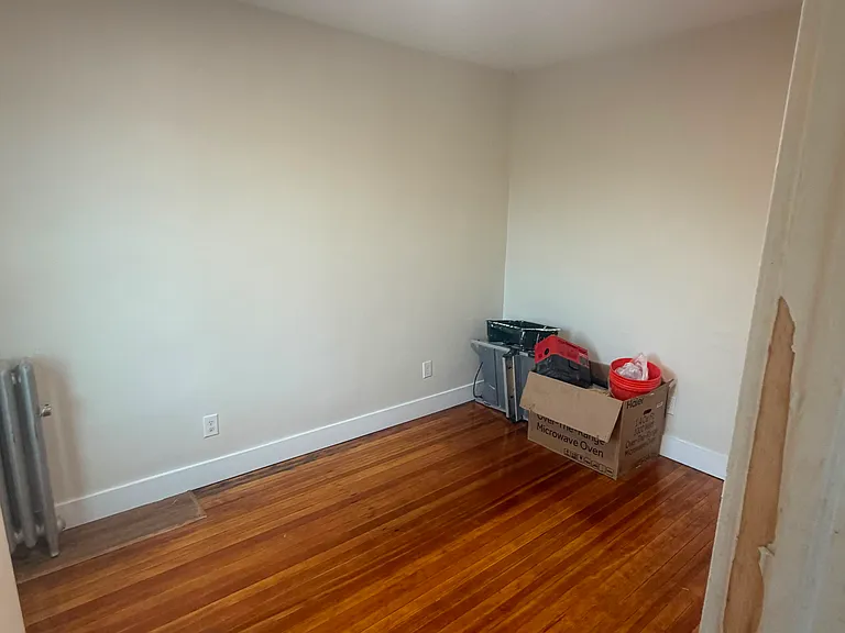 1077 Main St #1-9 — Photo 4