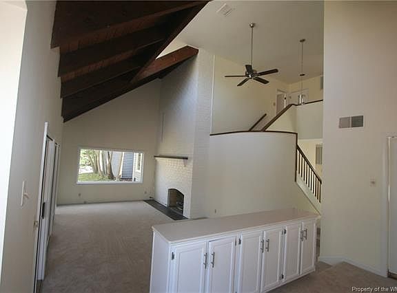3rd image of 411 Littletown Quarter #411