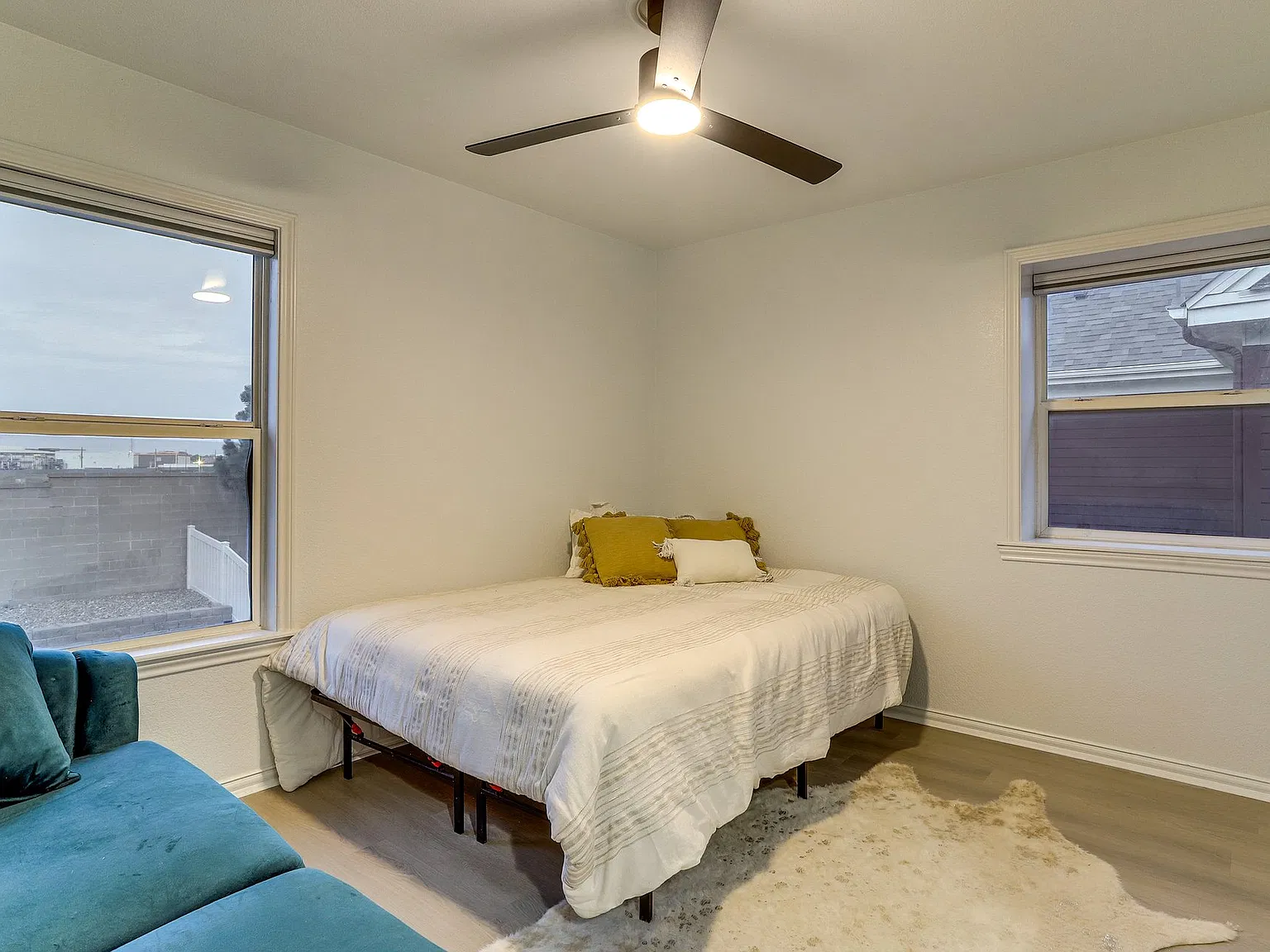 3 bed, 2004 sqft, $3,000 — Photo 2