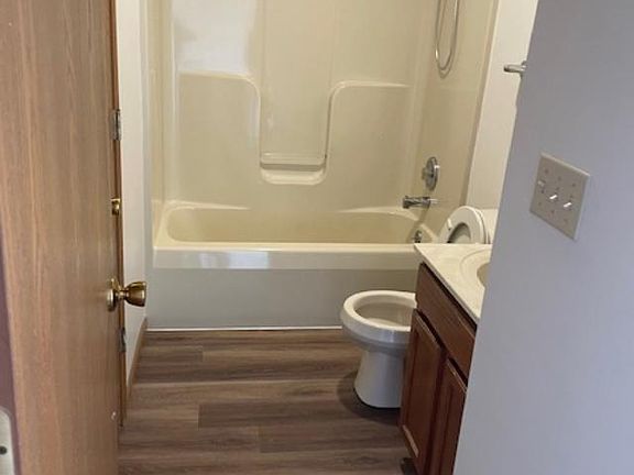 3rd image of 1645 W Main St APT 6