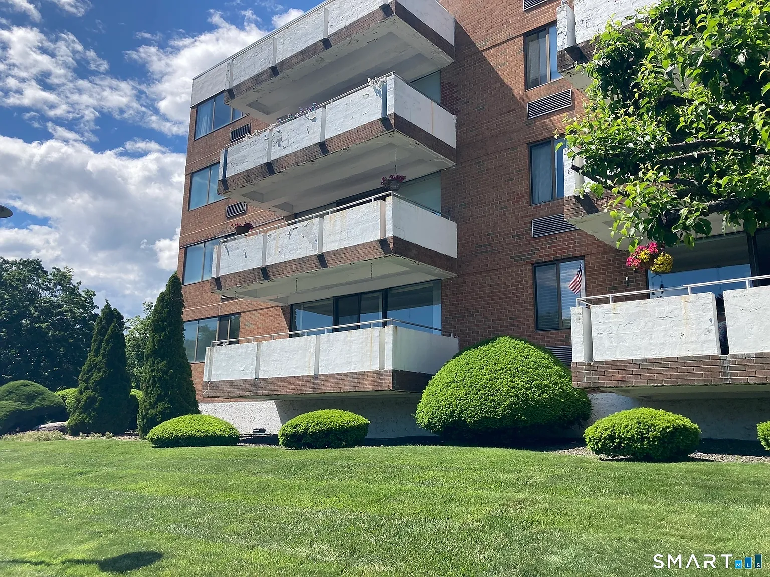 1 bed, 1.5 bath, 1248 sqft, $2,500 — Photo 1