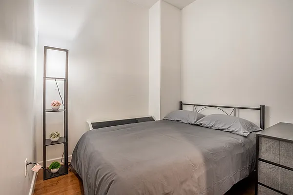 Rented by REAL New York | media 7