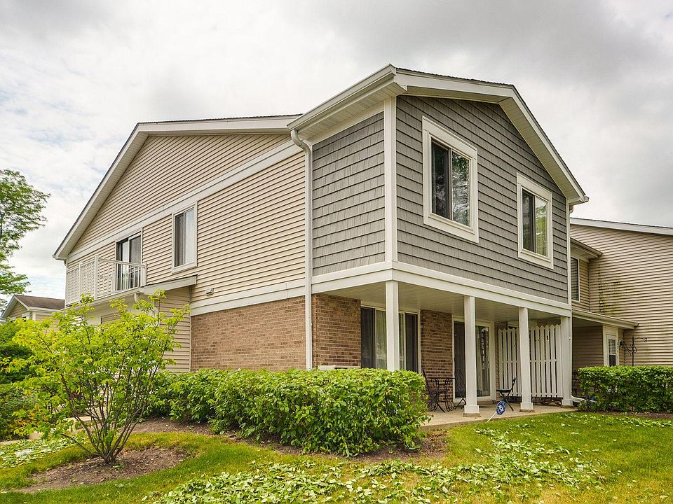 1st image of 422 Stevenson Pl #383