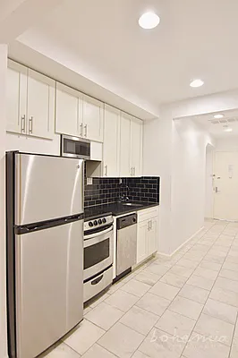 Rented by Bohemia Realty Group | media 26