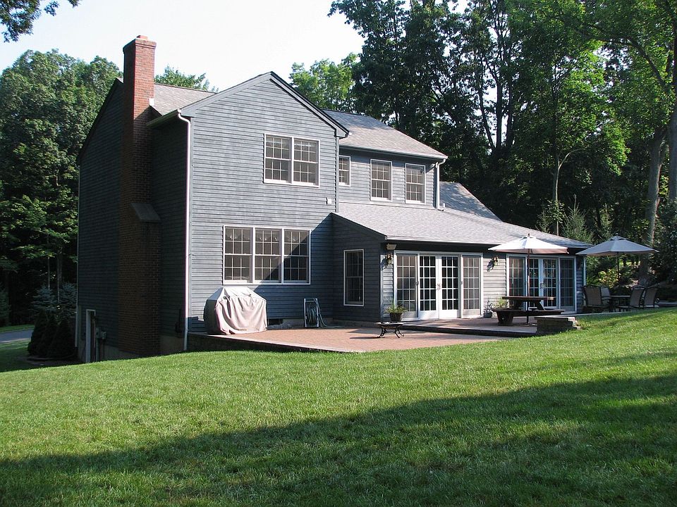 2nd image of 27 W Pines Dr
