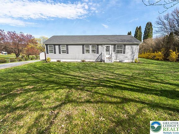 2nd image of 838 S Dogwood Rd