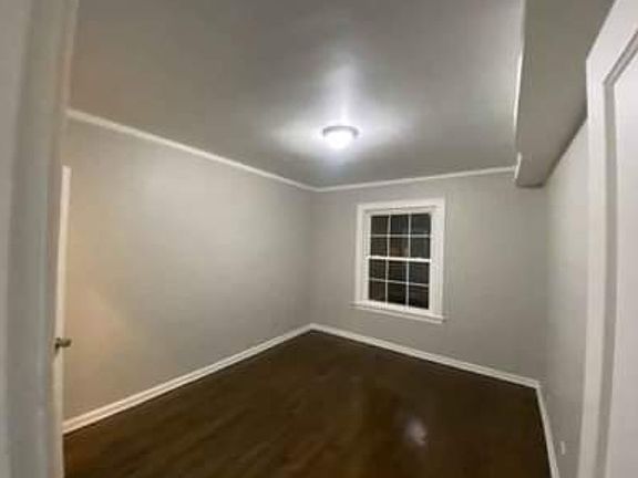 4th image of 3225 W Warner Ave APT 2