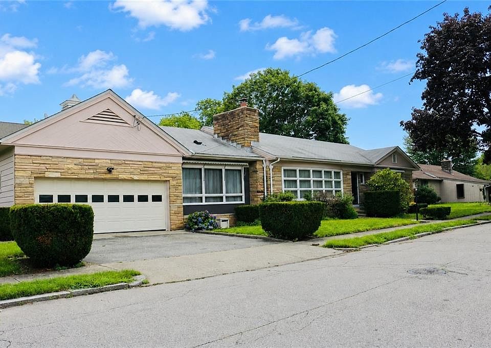 1st image of 123 Berlin St
