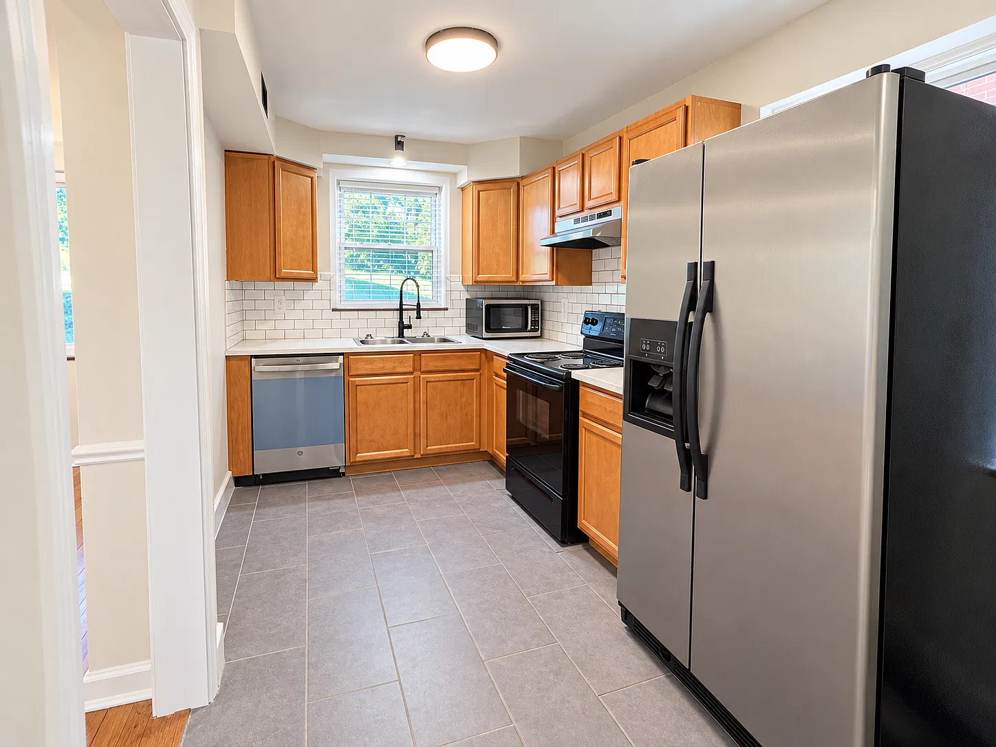 6228 Rogers Park Pl — Photo 2