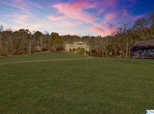 1030 Dug Hill Rd, Brownsboro, AL 35741