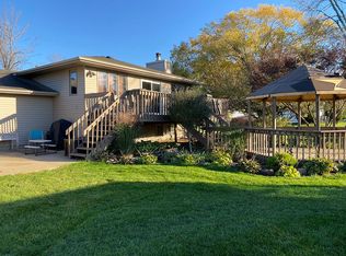 5521 Ranchero Rd, Cedar Falls, IA 50613