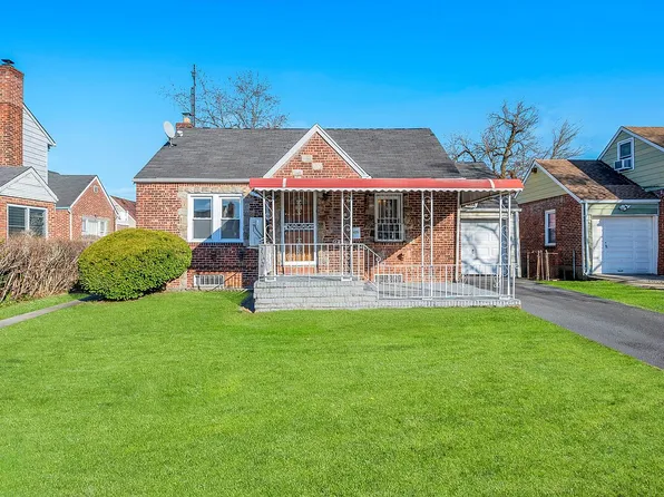 120-11 218th St #1, Cambria Heights, NY 11411