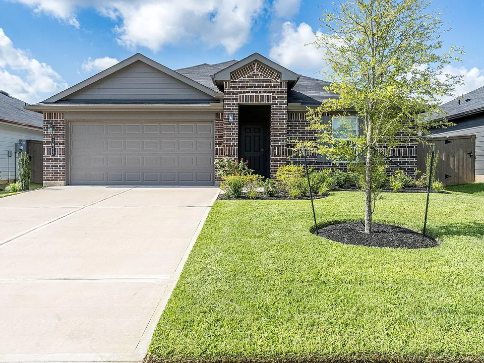 14317 Cloudy Ln