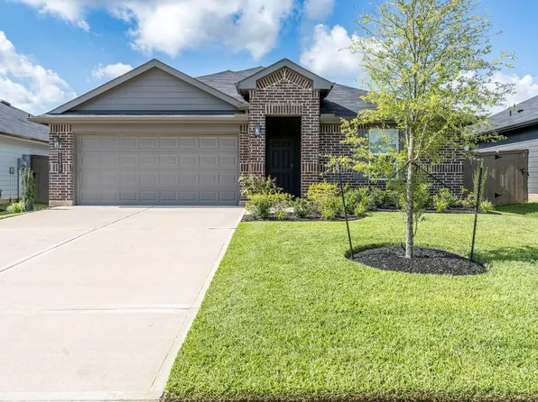 14317 Cloudy Ln, Splendora, TX 77372