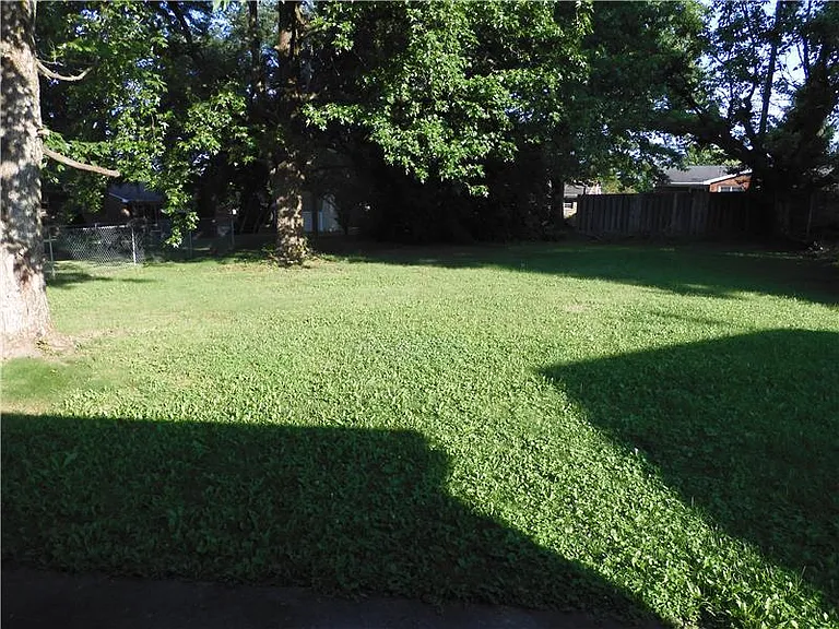8442 Summer Pl — Photo 13