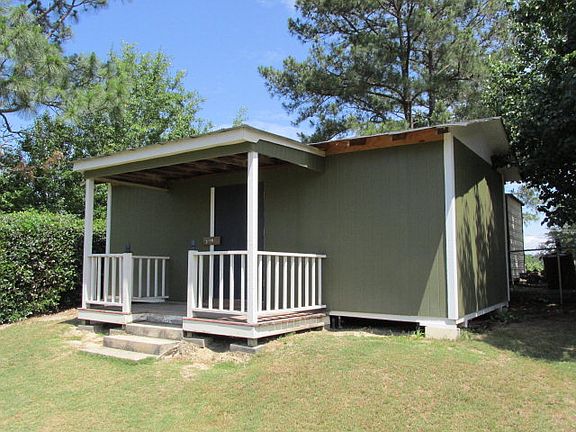 3rd image of 630 Lee Road 850