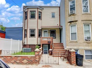 7415 65th St, Ridgewood, NY 11385