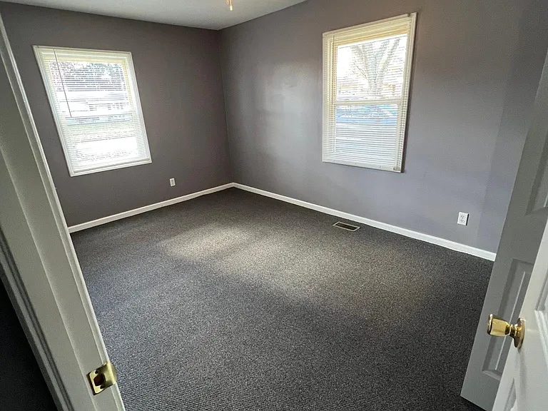 2418 Sheridan Dr — Photo 30
