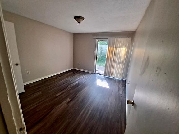 3rd image of 3769 Ironwood Dr #3769