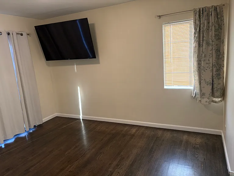 7880 La Castana Way — Photo 2