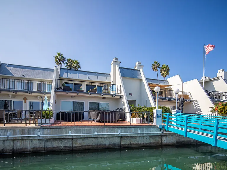 8 Antigua Ct — Photo 8