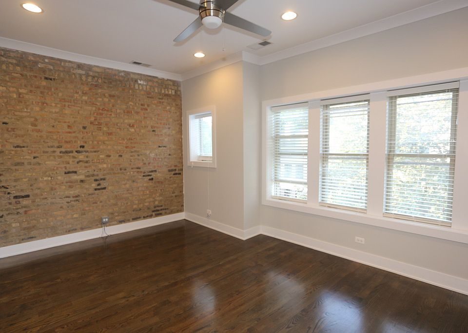 1st image of 3915 1/2 N Janssen Ave #3N