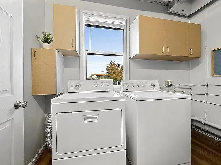 621 Cook St — Photo 29