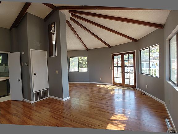 2nd image of 7177 Keighley St #B