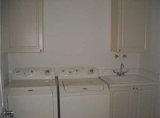 3rd image of 20 Harbour Isle Dr W Unit 301