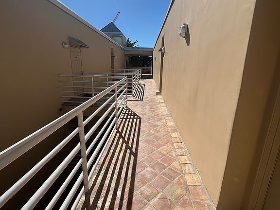 2nd image of 1505 9th St #404
