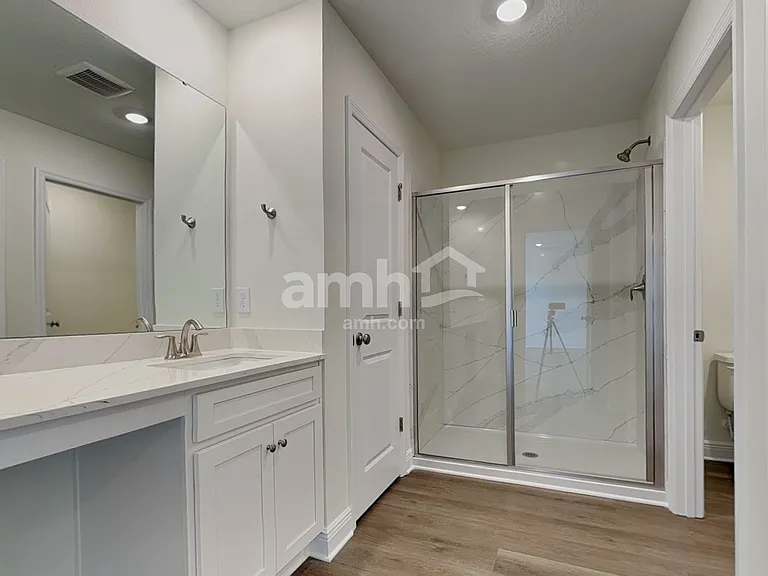 1550 Blue Nile Point — Photo 12
