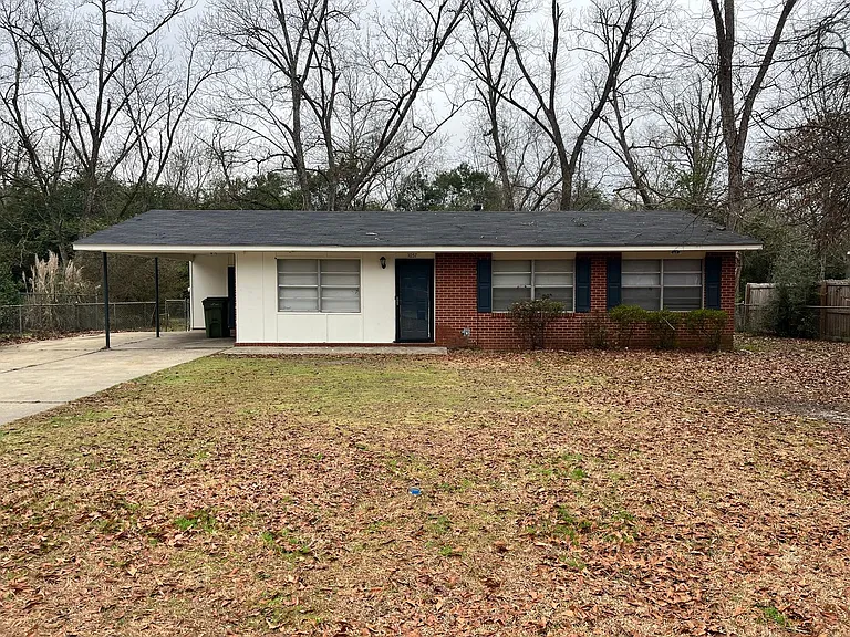 1507 Celia Dr — Photo 1
