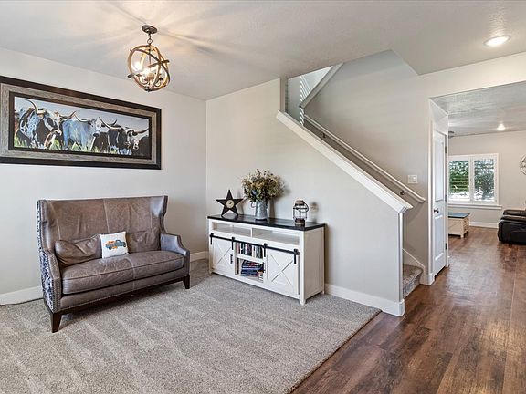 4th image of 1045 W 2400 S