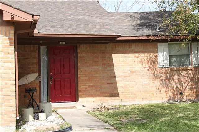 1st image of 3139 Sleepy Hollow Dr